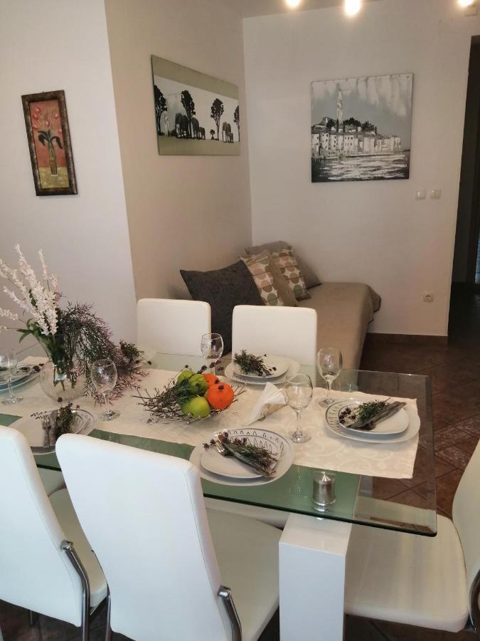 Apartments Villa Nona Umag Exterior photo