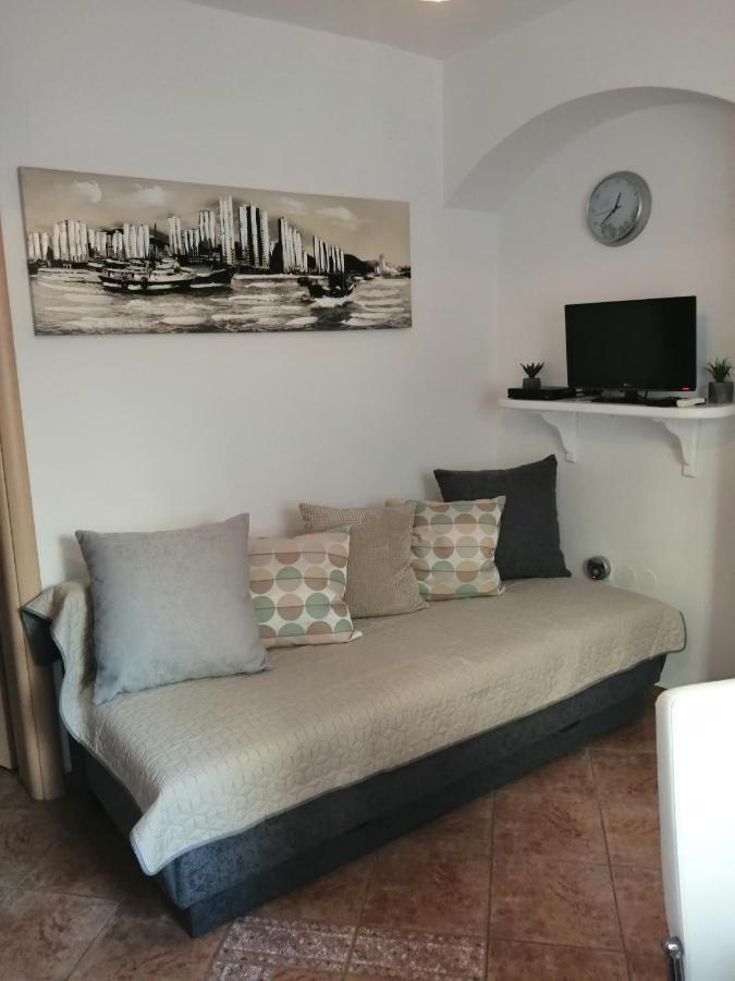 Apartments Villa Nona Umag Exterior photo