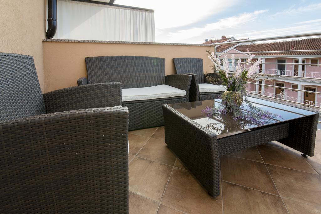 Apartments Villa Nona Umag Exterior photo