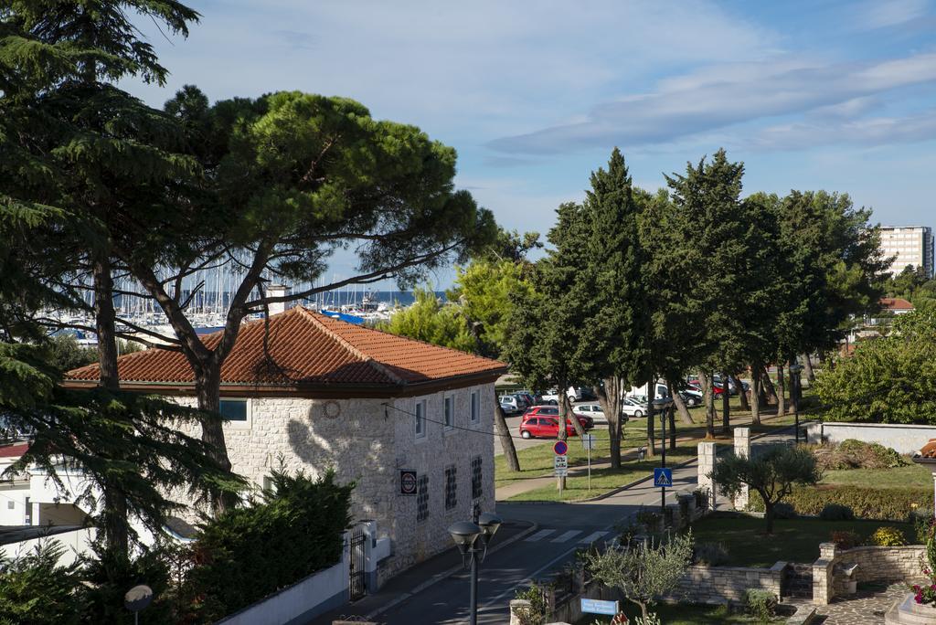 Apartments Villa Nona Umag Exterior photo