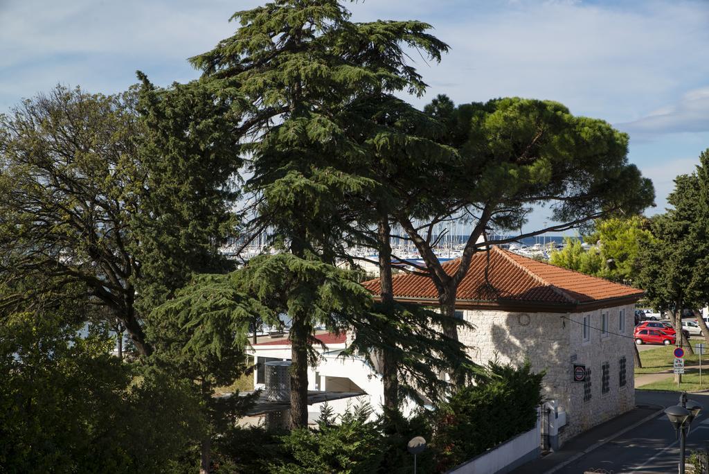 Apartments Villa Nona Umag Exterior photo