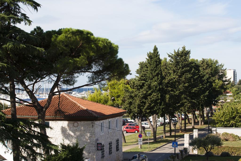 Apartments Villa Nona Umag Exterior photo